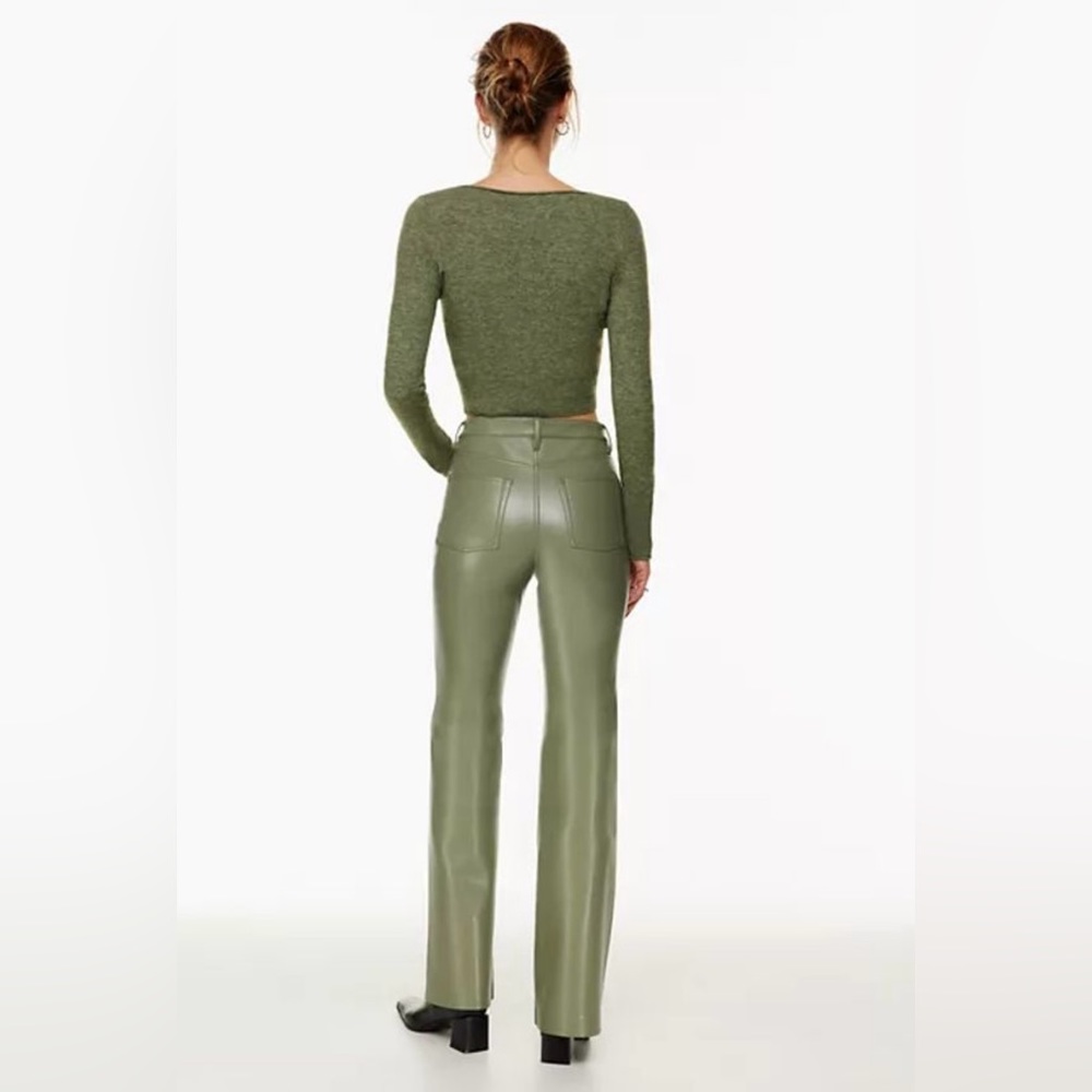 Aritzia - Wifred Melina Flare - Bitter Sage color in size 6